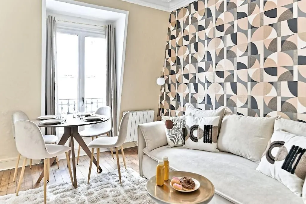Appartement Cosy Face De Paris Montparnasse - II